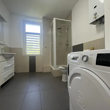 Mieterlux 4-room Near Station 8 Guests Offenbach am Main