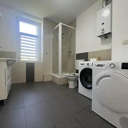 Mieterlux 4-room Near Station 8 Guests Offenbach am Main